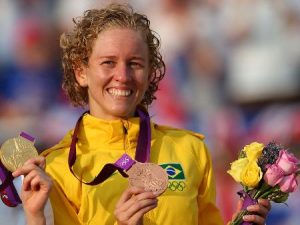 YaneMarques-medalha