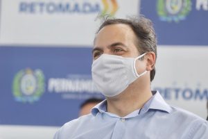 Governador-Paulo-Camara-durante-Plano-de-Retomada-em-Paulista25