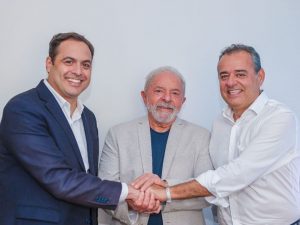 Governador-Paulo-Camara-ex-presidente-Lula-e-deputado-federal-Danilo-Cabral.