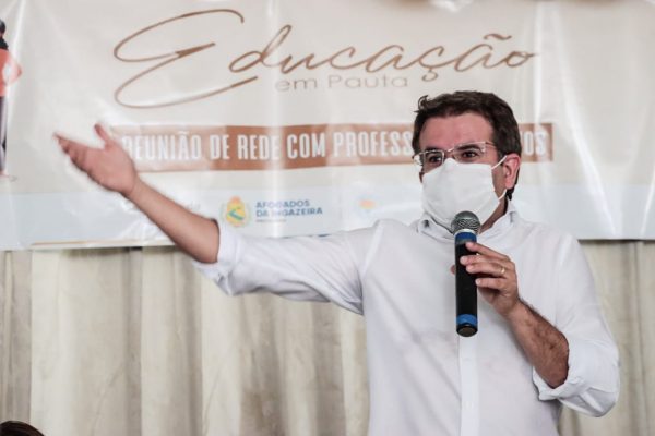 SandrinhoPalmeira-600x400