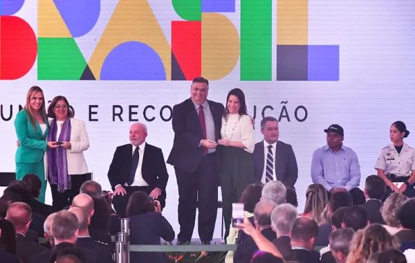RaquelLyra-Dino-Lula-15-03-23