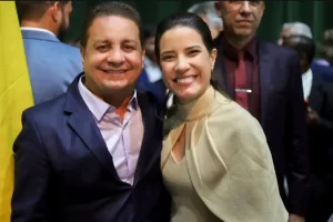 96645579-9C5B-4BAA-8BFF-4DFC6EA63797