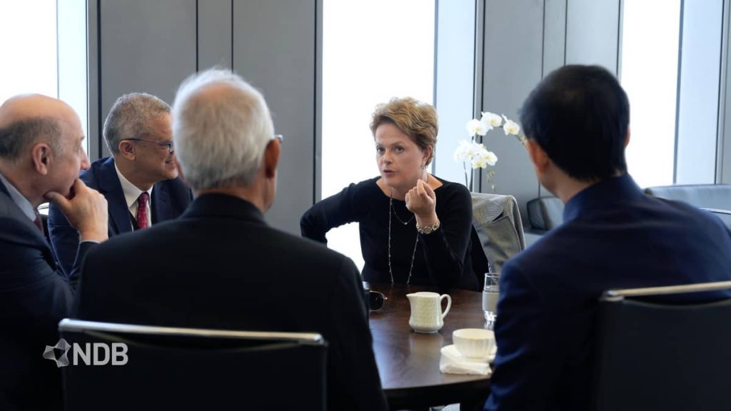 dilma-deve-se-encontrar-com-putin-nesta-quarta-feira-26-dizem-fontes-a5af6fbe-f6b1-4475-b456-f276b2827d26.large
