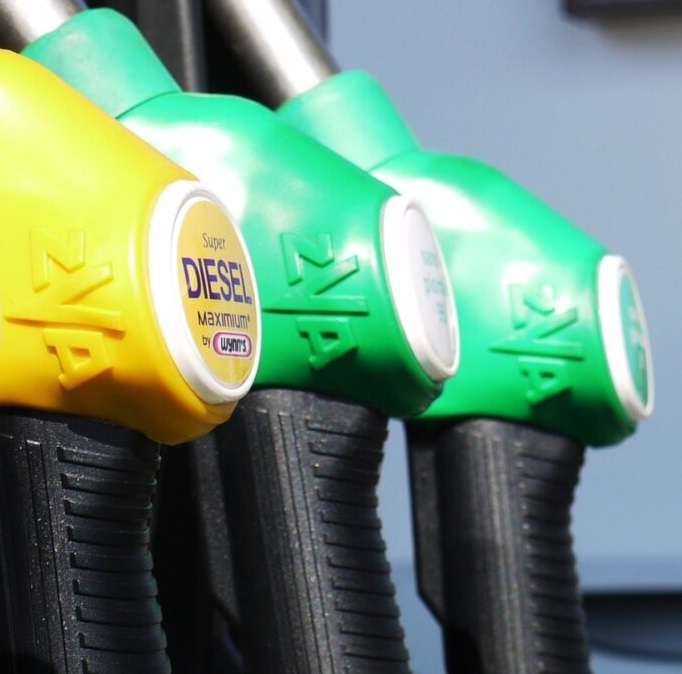 gasoline-175122-1280-1024x680