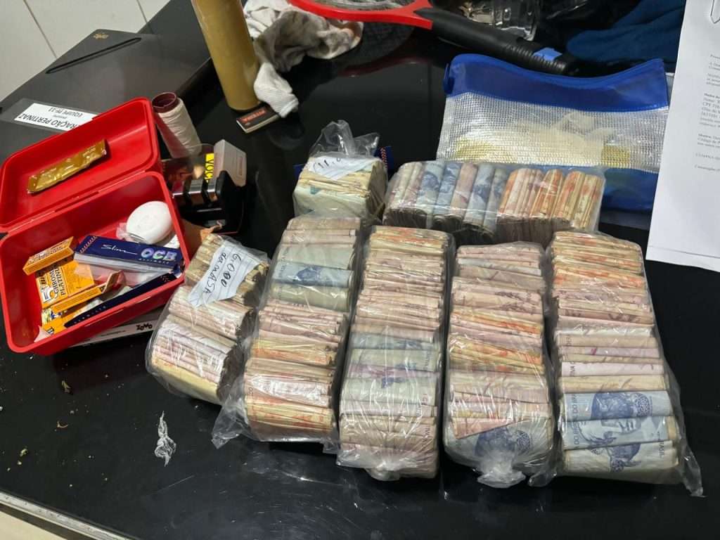Operacao-em-Pernambuco-desarticula-organizacao-por-trafico-de-drogas-lavagem-de-dinheiro-e-comercio-ilegal-de-armas