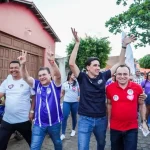 Luciano Duque participa de caminhada com aliados em Santa Cruz da Baixa Verde