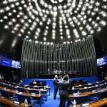 A menos de um mês da eleição, 27% dos pernambucanos ainda não sabem em quem votar para o Senado