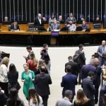 Câmara aprova medida que pode zerar imposto sobre compras internacionais de até US$ 50